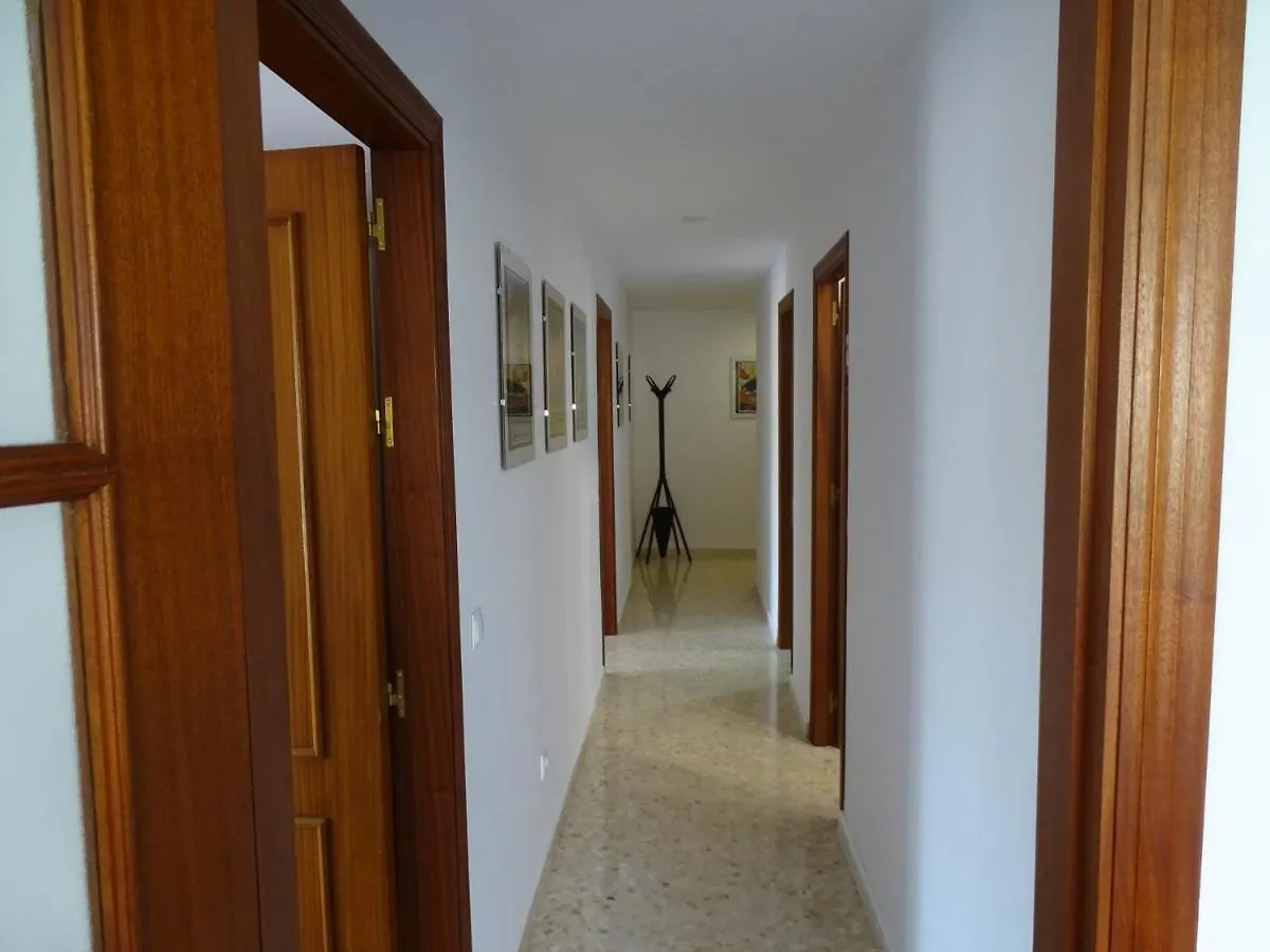 Bahia Blanca II - Apartments Cádiz 0*, Cadiz İspanya